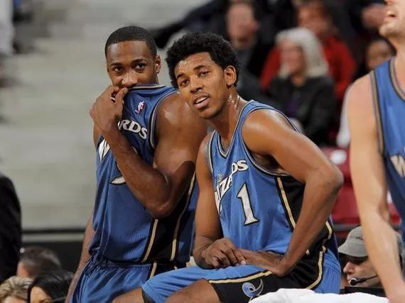 镜头语言进 镜头语言进