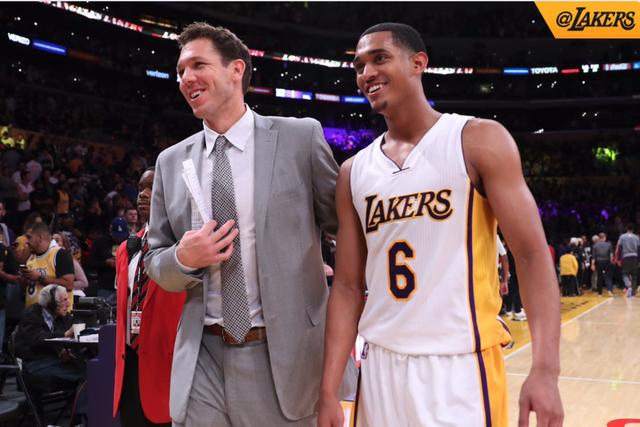 小动物互动 小动物互动